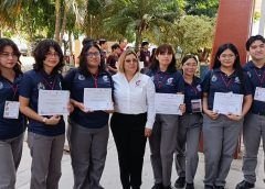  Estudiantes del CBTis 164 Brillan en Competencia Estatal
